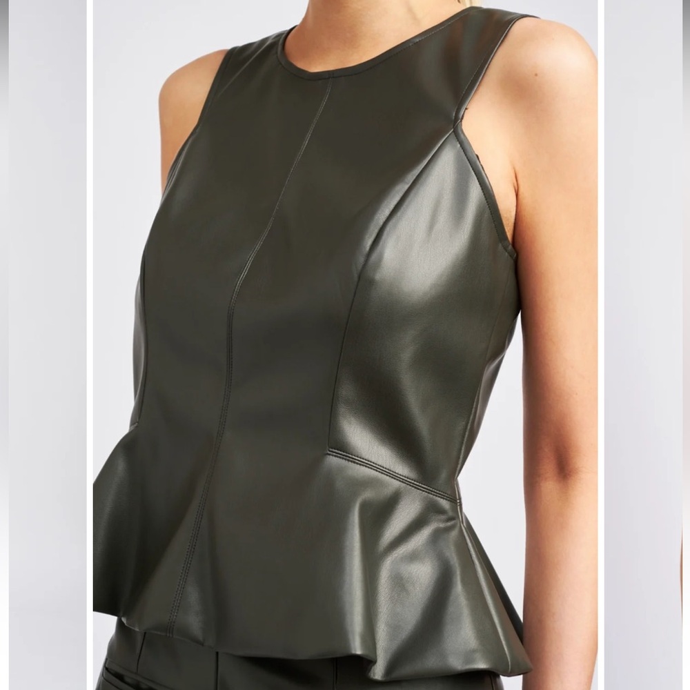 EN SAISON Layne Black Leather Top